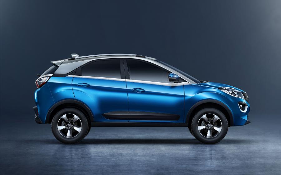  Tata Nexon 2017 года  (фото 19 из 22)